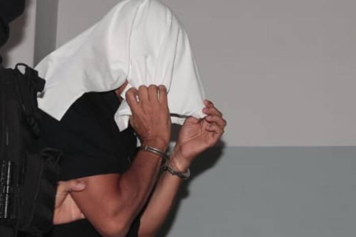 Ortiz previamente también había legalizado la aprehensión e imputo el presunto cargo de blanqueo de capitales a Brands.