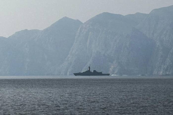 Según fuentes del Foreign Office, los países discutirán un plan viable para garantizar la reapertura del paso.