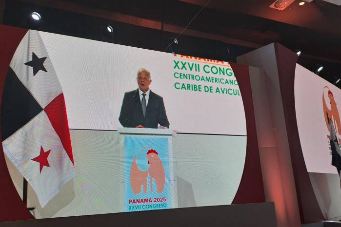 Carlos Castroverde, presidente de Anavip, este miércoles, en el acto de apertura de XXVII Congreso Centroamericano y del Caribe de Avicultura.