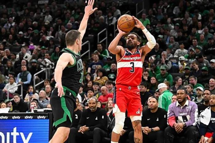 Acción de juego en la NBA, Boston Celtics vs Washington Wizards