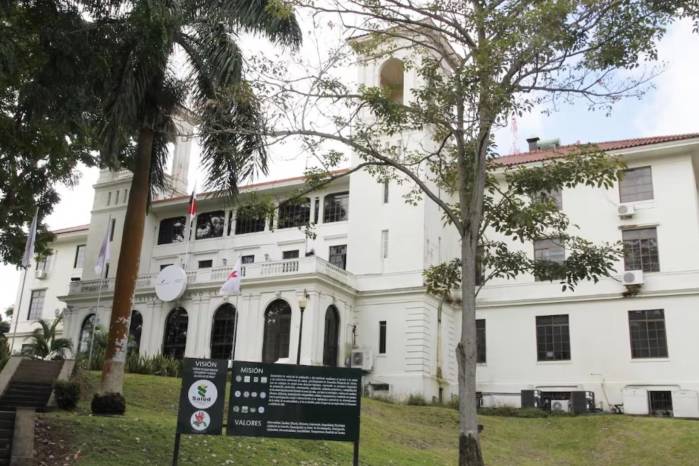 La entidad precisó que esta medida garantiza la continuidad de los servicios de salud.