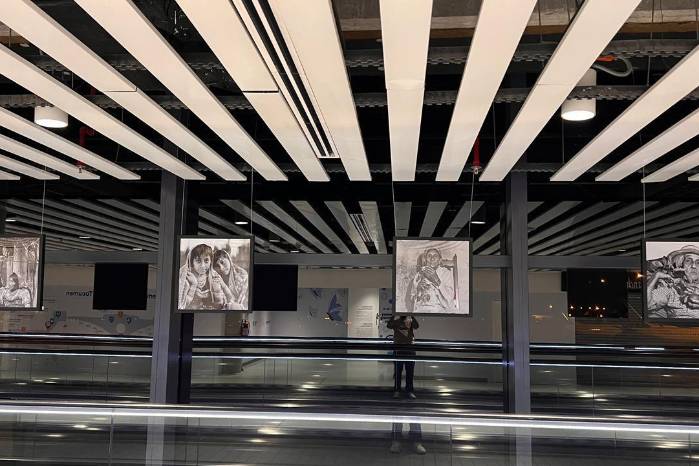 Fotografías de Sandra Eleta en la Terminal 2 de Tocumen.