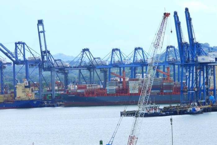 El objetivo declarado es claro: evitar la paralización de dos terminales clave para la economía.