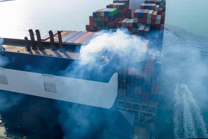 El transporte marítimo mueve más del 80% del comercio mundial, pero también es responsable de cerca del 3% de las emisiones globales de gases de efecto invernadero.