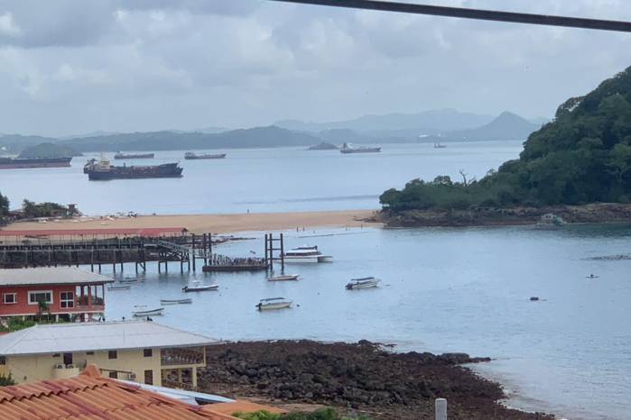 El muelle fue cerrado por primera vez por los residentes la mañana de este 1 de noviembre.