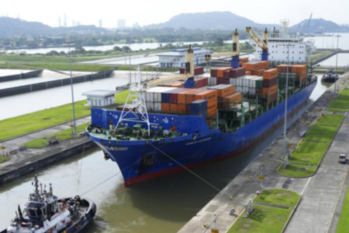 Desde la óptica panameña, esta visión se apoya en activos clave como el Canal de Panamá, los puertos en ambos océanos y la conectividad aérea del Hub de las Américas.