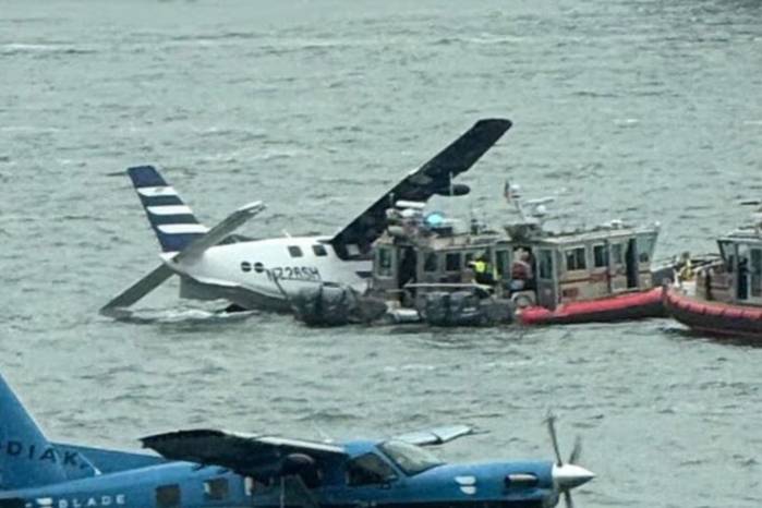 La aeronave había despegado desde East Hampton con destino al hidroaeródromo Skyport, ubicado en Manhattan.