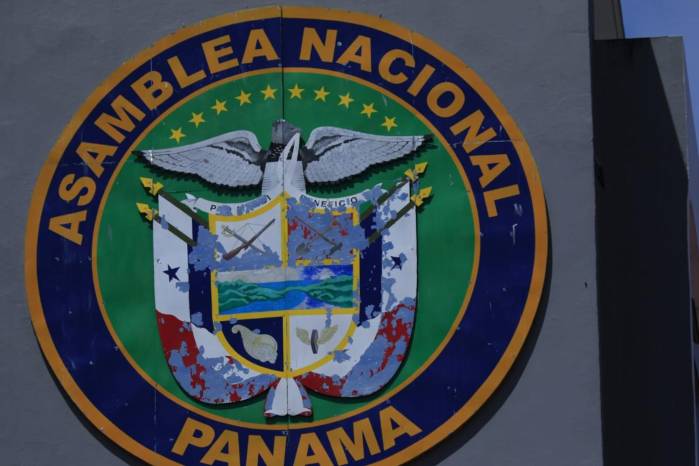 La reunión fue solicitada por la Embajada de Estados Unidos y se realizó en el Salón Azul de la Asamblea Nacional.