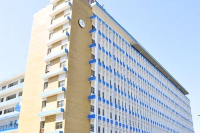 Peritos del Ministerio Público se presentaron en las instalaciones del hospital poco después del hallazgo