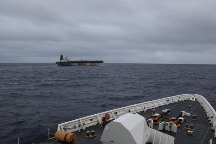 ‘Solo se permitirá el comercio energético legítimo y legal, según lo determine Estados Unidos’, indicó Hegseth.