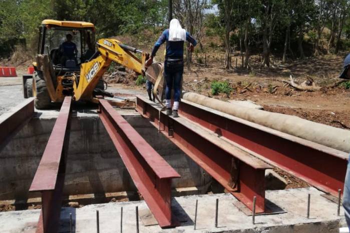 Las vigas que han sido recuperadas serán utilizadas en diversas obras, anunció el MOP.