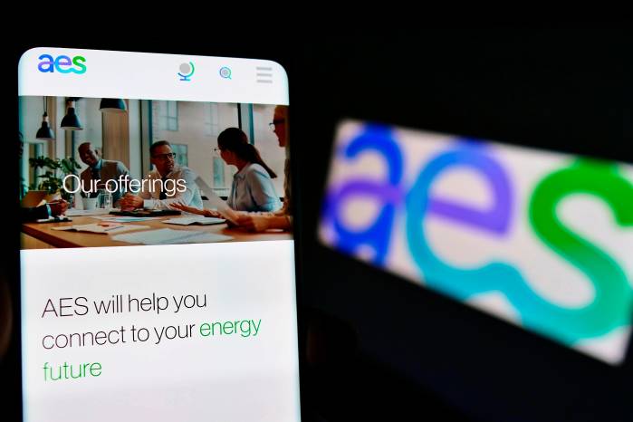 Con la transacción anunciada, la empresa dejará de ser pública y pasará a ser privada cuando se cierre la operación, previsiblemente a finales de 2026 o inicios de 2027.