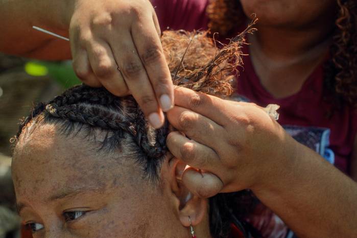 La selección de ‘Cuscú’ llega en un contexto de debate sobre los derechos de las personas afrodescendientes y la discriminación por el cabello natural y los peinados tradicionales.