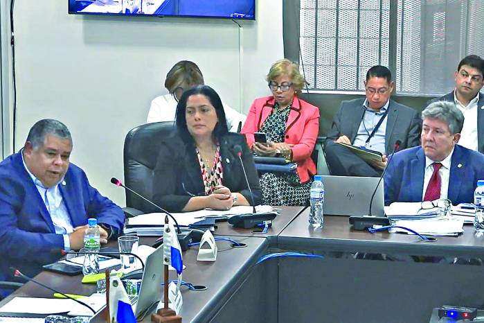 Ifarhu sustenta presupuesto; reformas a la institución avanzan a segundo debate