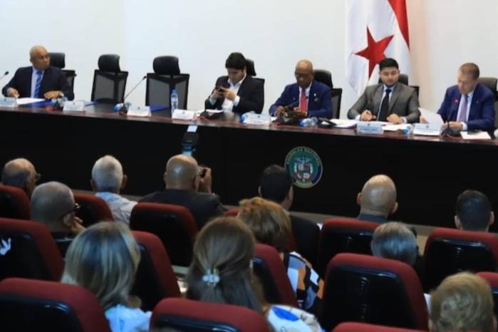 El proyecto de ley ahora pasará a segundo debate en el pleno de la Asamblea.