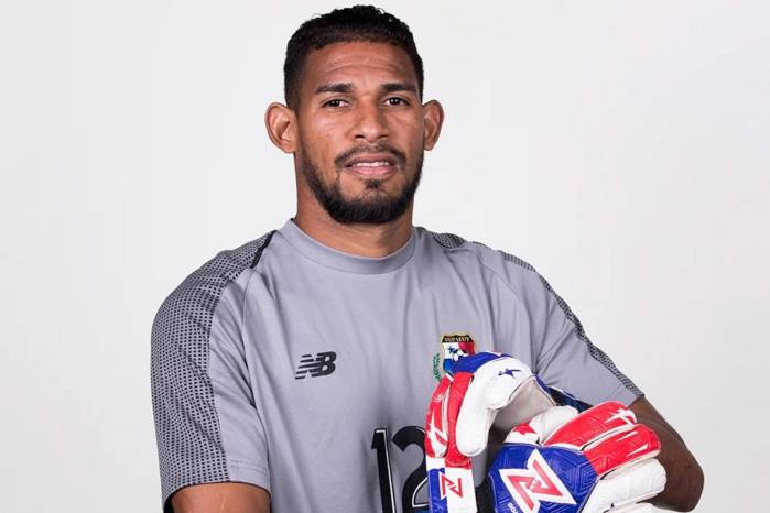 El portero panameño, José Calderón.