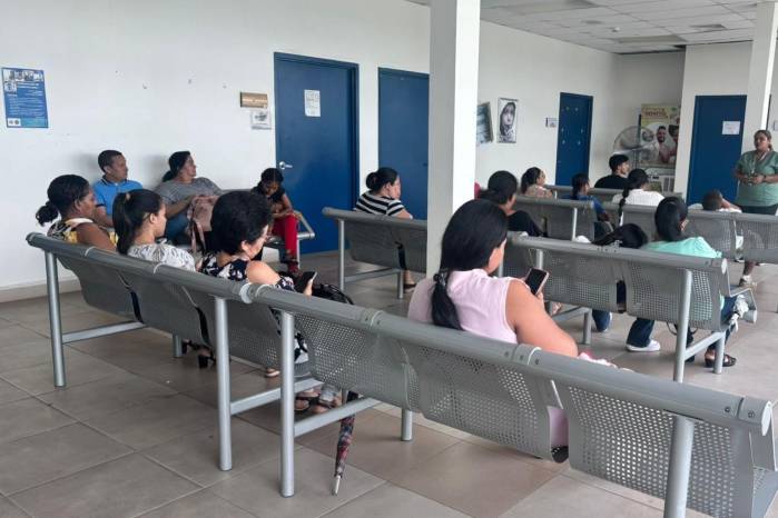 La normativa establece directrices claras para mejorar la atención ciudadana.