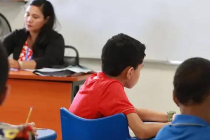 El programa tendrá un costo de $7.00 por asignatura, que será destinado al pago de los docentes y recursos de implementación.