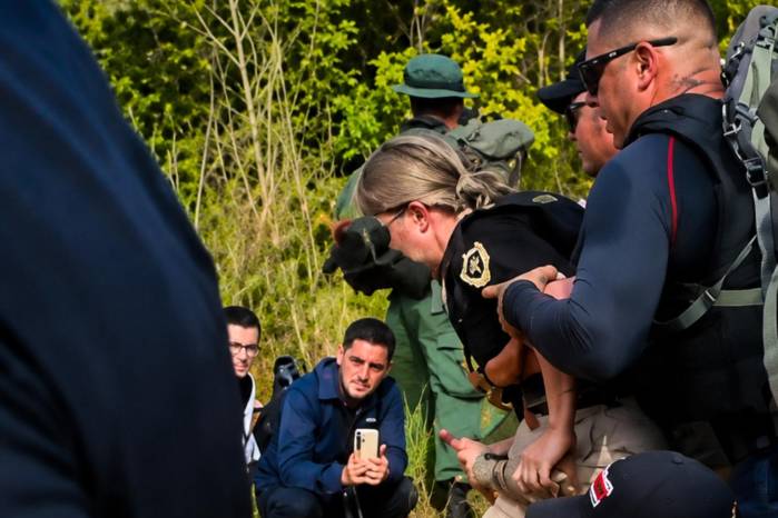 En la zona se mantiene un amplio operativo de seguridad integrado por agentes de la Fuerza Pública, la Unidad Especial de Intervención (UEI) y la Policía Penitenciaria.