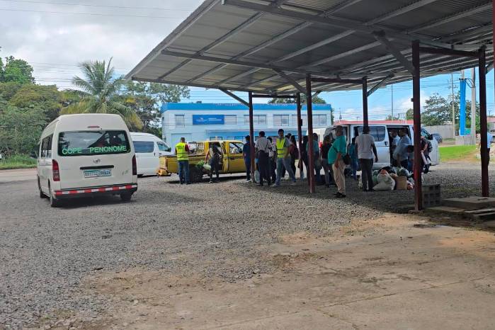 El transporte en Penonomé improvisó una terminal.