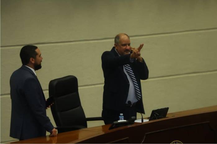 El diputado presidente destacó que el periodo cerró con 100 proyectos aprobados, de los cuales 44 ya son leyes de la República.