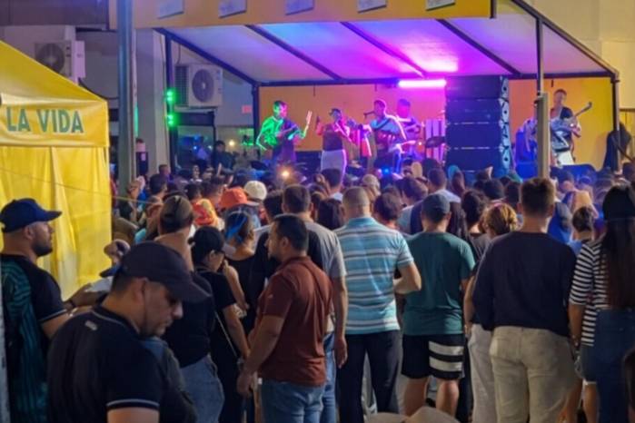 Durante la jornada, los asistentes disfrutaron de un animado baile con Darío Piti.