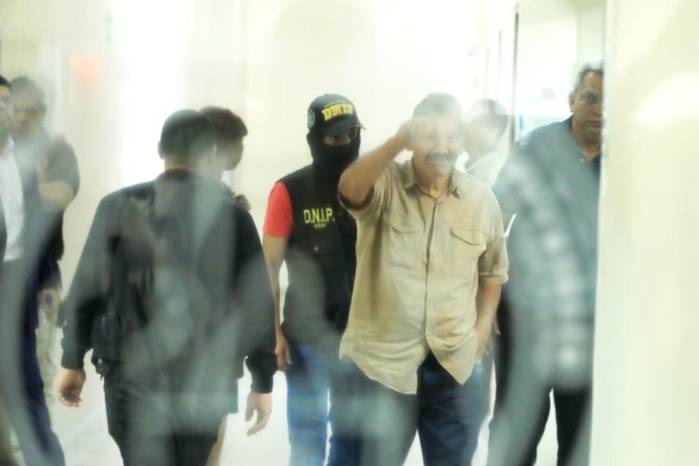 A López se le imputó el presunto delito de peculado doloso agravado y se le impuso como medida cautelar el reporte periódico dos veces por semana.