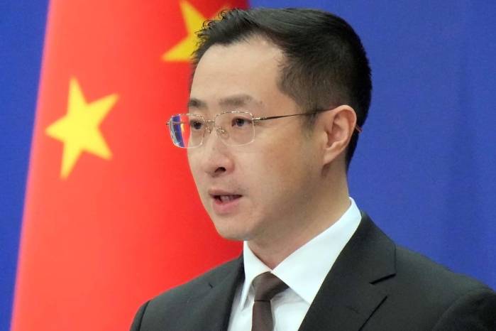 Lin Jian rechazó las afirmaciones del mandatario estadounidense, quien aseguró que China obtuvo ilegalmente información de más de 220 millones de votantes estadounidenses.