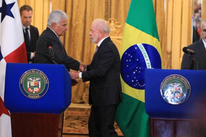 El presidente de Brasil, Luiz Inácio Lula da Silva, se reunió con su homólogo panameño José Raúl Mulino en el Palacio de las Garzas.