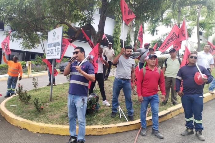 Termina primer día de audiencia para la disolución del Suntracs