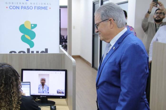 Este modelo permite a los usuarios ahorrar tiempo y dinero al evitar traslados, especialmente en zonas alejadas.