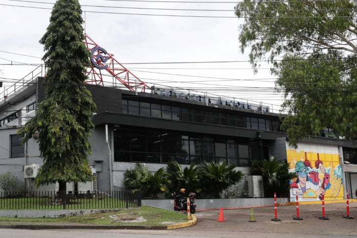 De acuerdo con la compañía, esas desvinculaciones tienen el objetivo de adaptarse a las condiciones actuales del mercado.