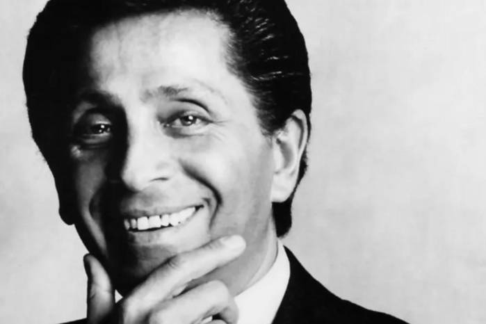 El legendario diseñador italiano Valentino Garavani, uno de los creadores más influyentes y elegantes de todos los tiempos, falleció a los 93 años.