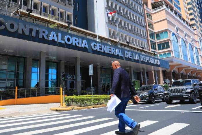 La Contraloría explicó que la presentación de estas denuncias responde a su deber legal de remitir al Ministerio Público aquellos casos en los que los hallazgos de auditoría revelen posibles hechos con relevancia penal.