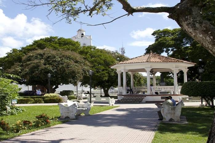 Las publicaciones en las redes sociales en Usanzas Penonomeñas han sido muy bien estudiadas por los propios penonomeños.