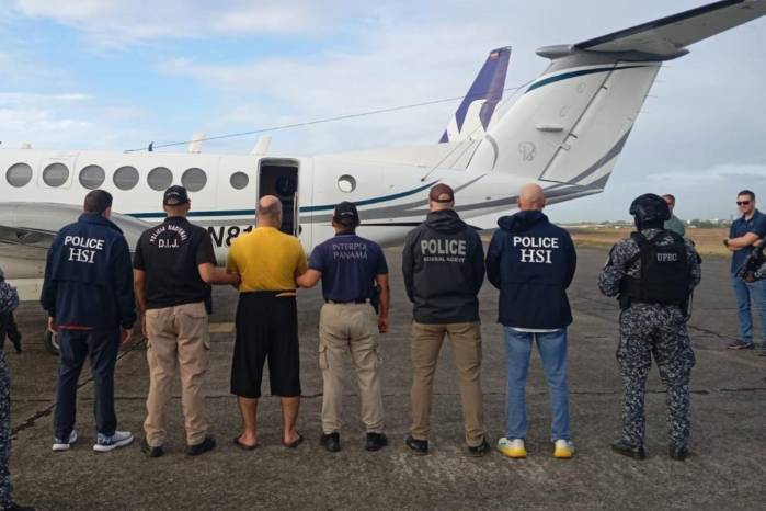 No se divulgaron mayores detalles sobre la identidad del extraditado.