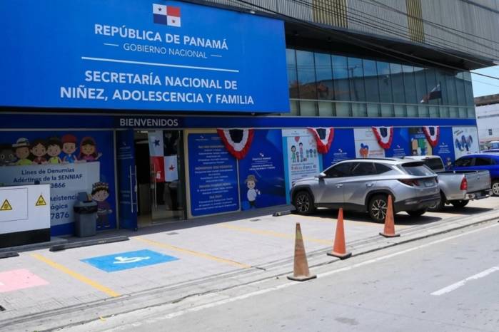 Cárdenas indicó que se adjuntaron memorandos autenticados del Departamento de Abuso y Violencia en la respuesta al Mides.