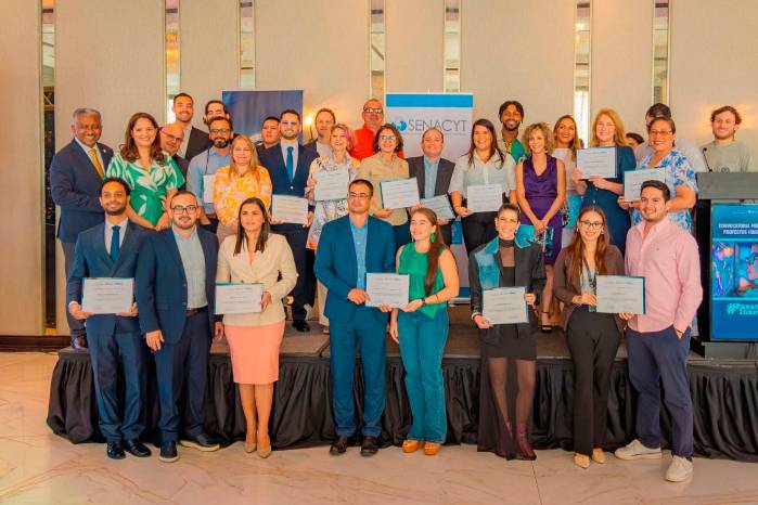 La Senacyt recibió 369 propuestas recibidas, de las cuales 162 avanzaron al foro de evaluación internacionales y 50 fueron priorizados, de los cuales 42 resultaron beneficiados por la convocatoria.