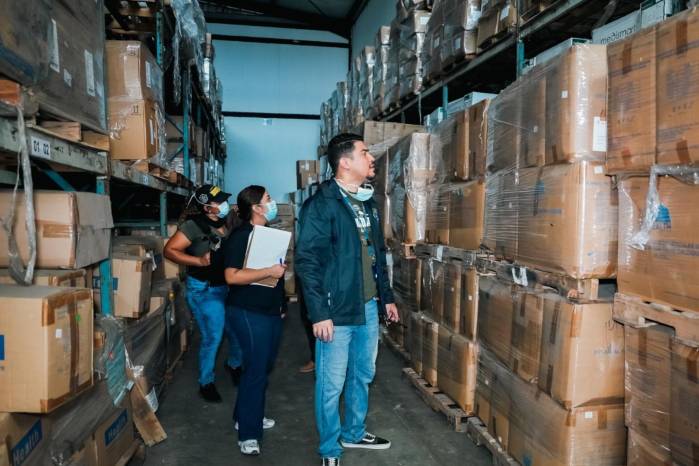 Las autoridades recolectaron documentación que será incorporada al expediente investigativo.