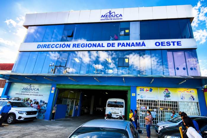 Los escritos hacían referencia a una situación de amenaza con una fecha específica, lo que provocó alarma inmediata en la comunidad educativa.