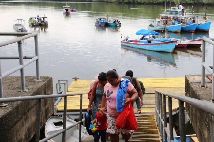Puerto Mutis supera 1.5 millones de libras de pesca descargadas en 2026.