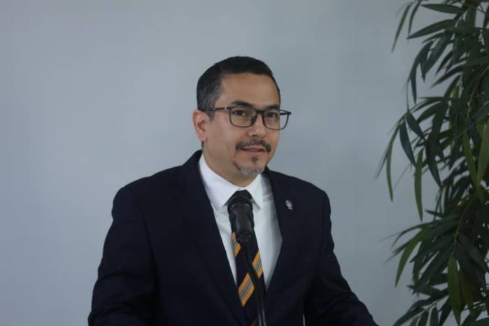 Ante este señalamiento, el procurador evitó referirse directamente a las afirmaciones del contralor