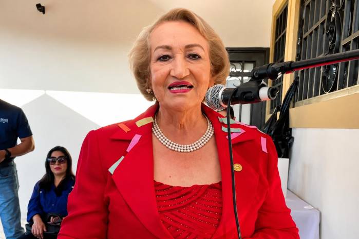 El mandatario expresó en su conferencia semanal de los jueves que si fuera por él la rectora no ‘hubiera regresado hoy a la Unachi’.