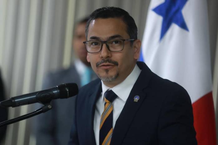 Procurador Gómez aclara que el secuestro de bienes a Carrizo está en manos de la Contraloría