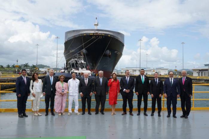 La visita reafirma el rol del Canal de Panamá como punto clave para el comercio global