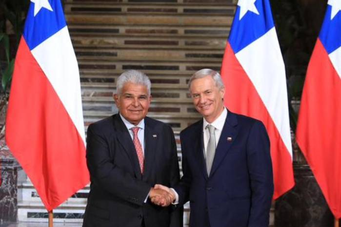 Mulino destacó la cercanía con el mandatario electo chileno y calificó el encuentro como positivo.