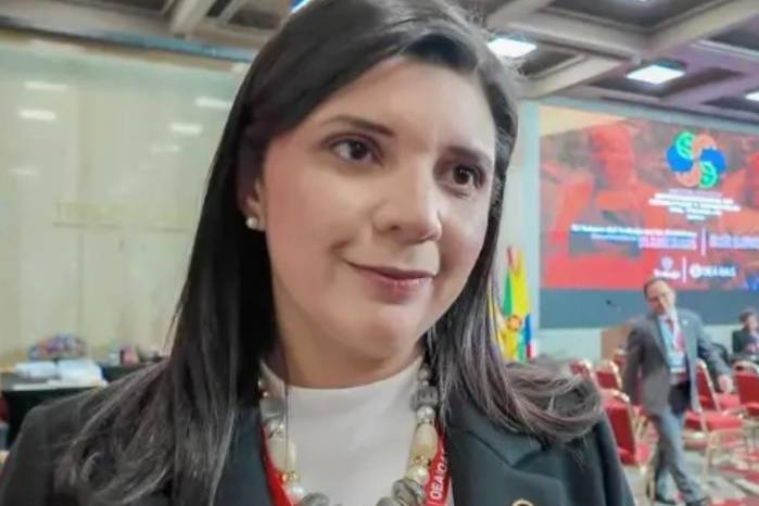 Muñoz reveló que, durante la actual administración, ninguna de estas empresas ha sostenido conversaciones formales con el Ministerio de Trabajo.