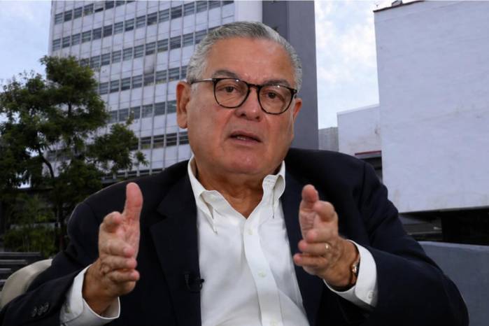 La denuncia contra Flores solicita que se investiguen los hechos ocurridos en la sede de la Contraloría entre el 15 de marzo y el 28 de abril de 2026.