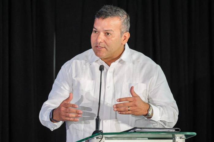 Fernández explicó que durante la actual administración se incrementó significativamente la cantidad de aspirantes en formación policial.
