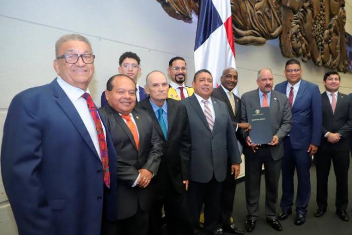 La Asamblea Nacional aprobó la creación de un patronato para administrar el Estadio Roberto Mariano Bula y garantizar su sostenibilidad financiera.